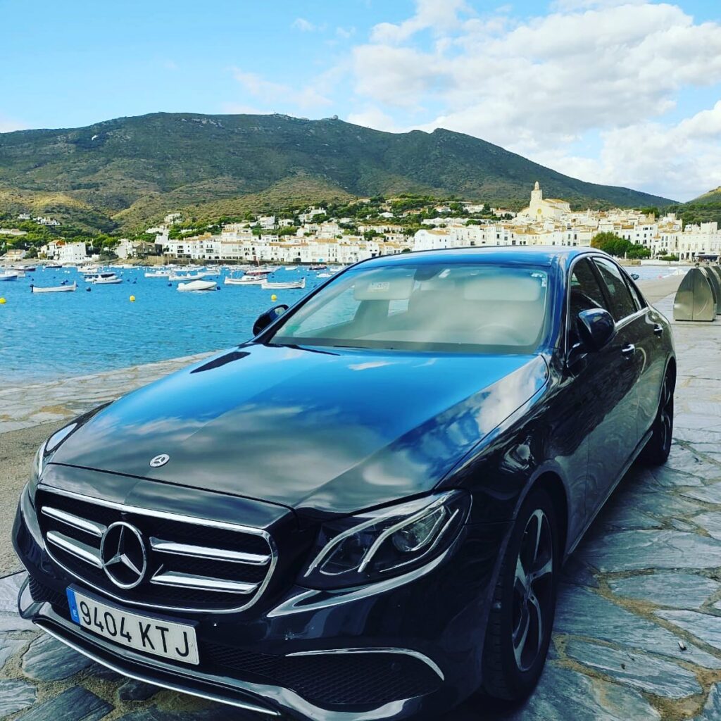 Tour en Sitges con Chofer Privado Tour of Sitges with a Private Driver