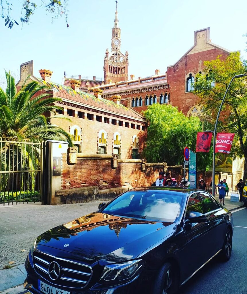 Tour en Sitges con Chofer Privado Tour of Sitges with a Private Driver